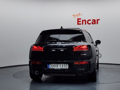 MINI COOPER S CLUBMAN - 4