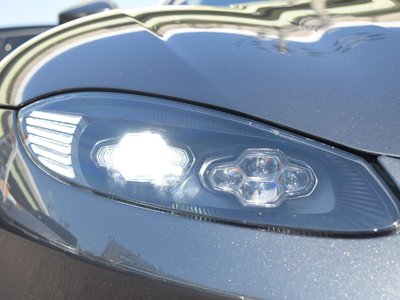 ASTON MARTIN VANTAGE - 7