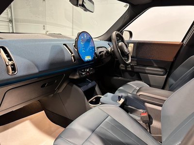 MINI MINI COUNTRYMAN - 2