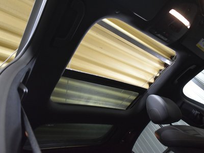 MERCEDES-BENZ E-CLASS - 4