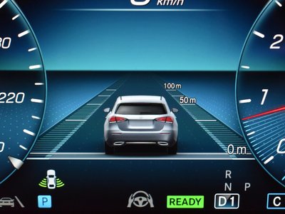 MERCEDES-BENZ E-CLASS - 6