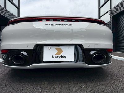 PORSCHE 911 - 9
