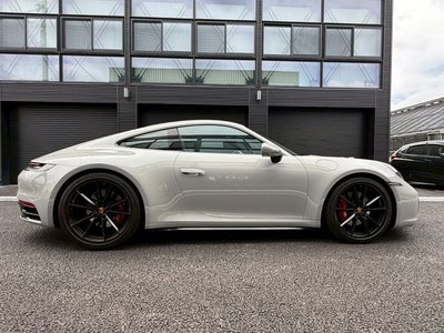 PORSCHE 911 - 6