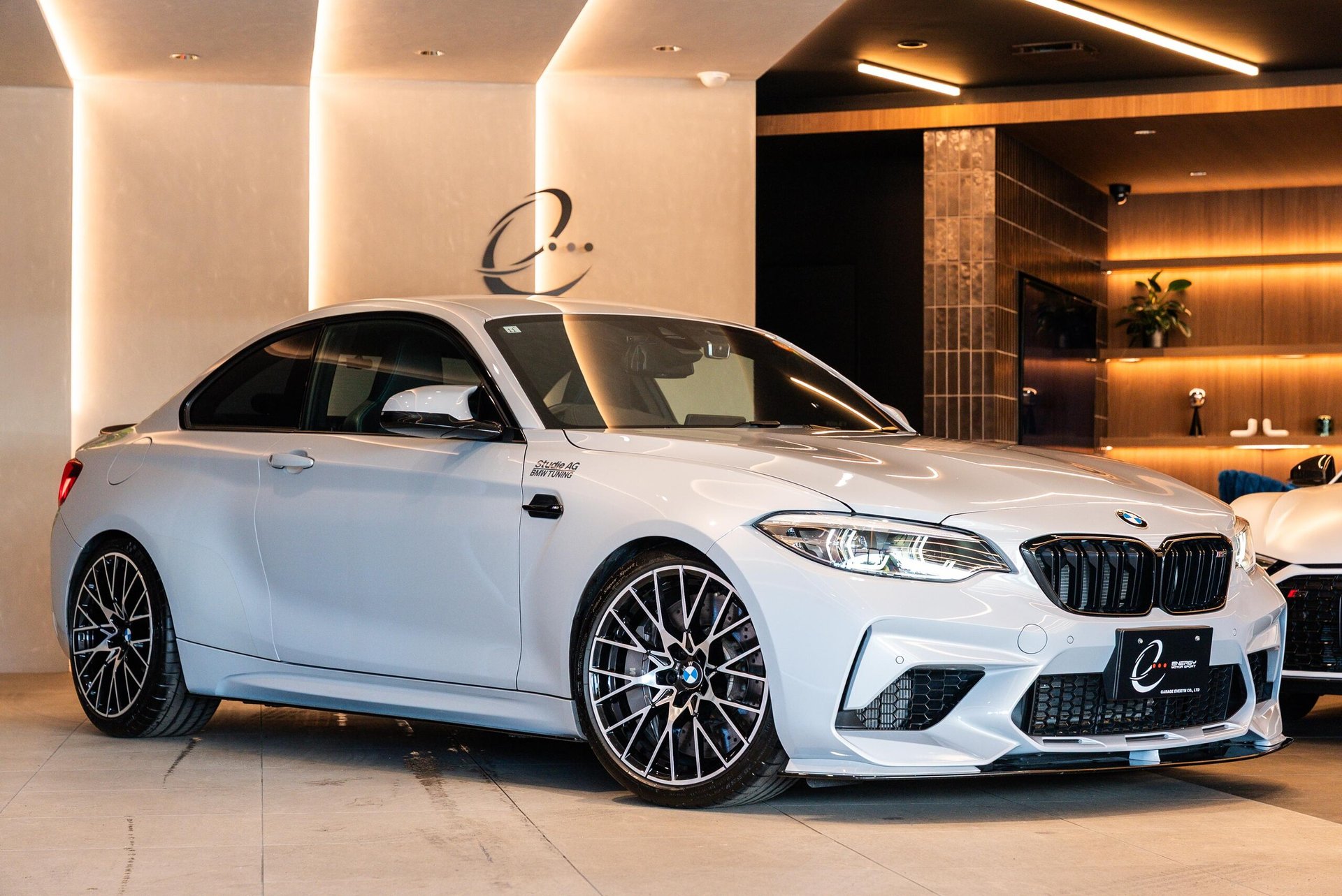 BMW M2 COMPETITION - View 1