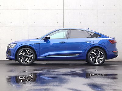 صورة مصغرة 39 لـ 2023 AUDI Q8 SPORTBACK E-TRON