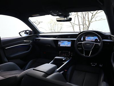 صورة مصغرة 64 لـ 2023 AUDI Q8 SPORTBACK E-TRON