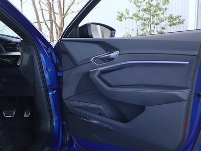 صورة مصغرة 53 لـ 2023 AUDI Q8 SPORTBACK E-TRON