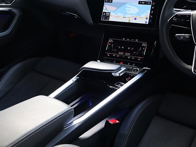صورة مصغرة 60 لـ 2023 AUDI Q8 SPORTBACK E-TRON
