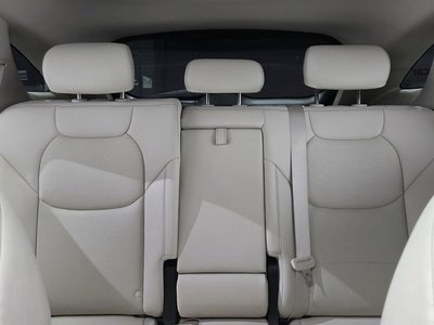 2022 Genesis GV70 — миниатюра 31