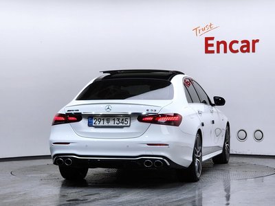 صورة 4 لـ 2021 Mercedes-BENZ E-CLASS