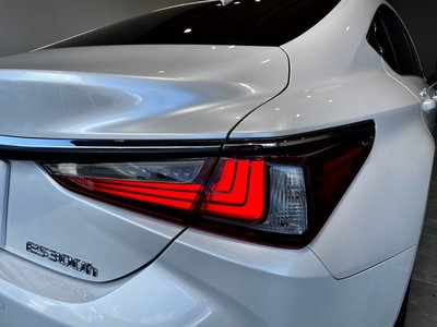 2024 Lexus ES 缩略图 32