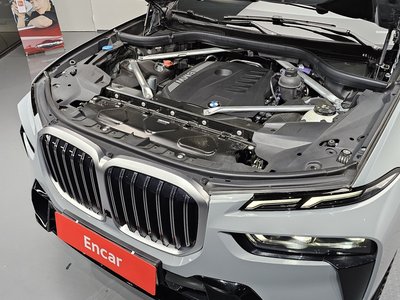 BMW X7 - 7