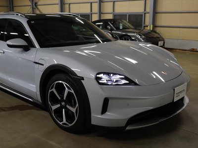 2024 Porsche TAYCAN 缩略图 59