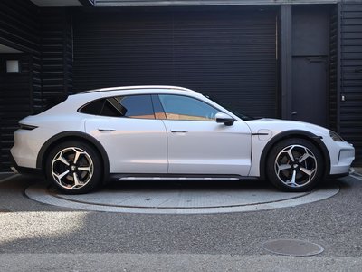 2024 Porsche TAYCAN 缩略图 11