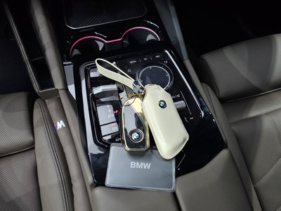 صورة مصغرة 12 لـ 2025 BMW 5 SERIES