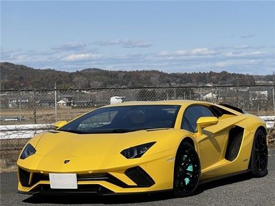 LAMBORGHINI AVENTADOR - 6