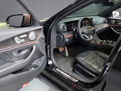 MERCEDES-BENZ E-CLASS - 10