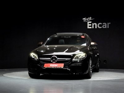MERCEDES-BENZ E-CLASS - 2