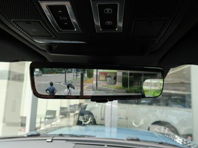 2025 LAND Rover DEFENDER photo 10