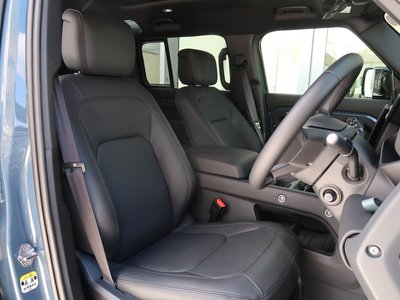 2025 LAND Rover DEFENDER 缩略图 13