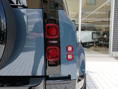 2025 LAND Rover DEFENDER 缩略图 32
