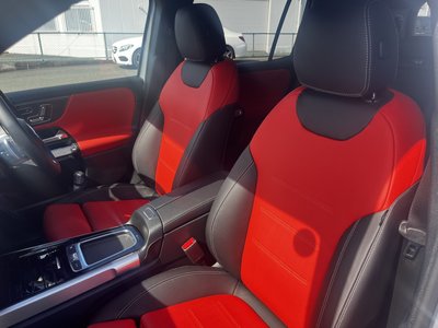 MERCEDES-BENZ GLB - 2