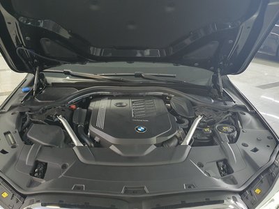 BMW 7 SERIES - 7