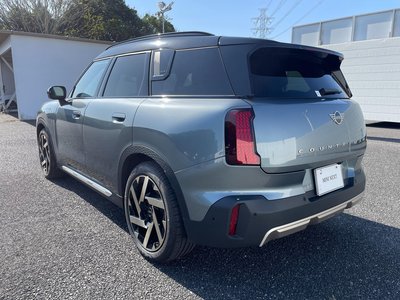 MINI MINI COUNTRYMAN - 9