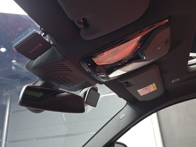 2025 BMW X4 M 缩略图 26