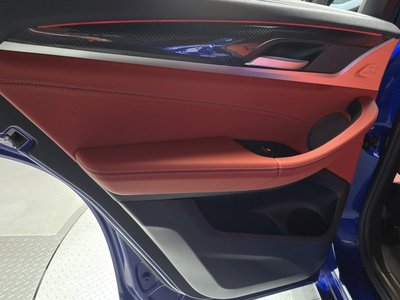 2025 BMW X4 M 缩略图 15