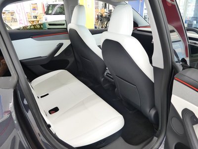 صورة مصغرة 48 لـ 2025 Tesla MODEL Y