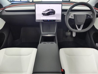 صورة 3 لـ 2025 Tesla MODEL Y