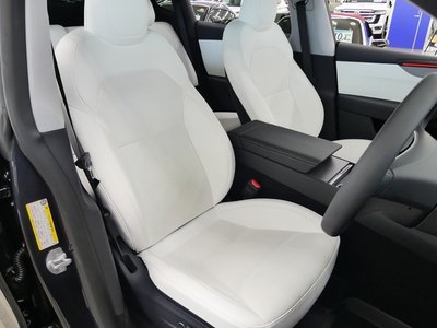 صورة مصغرة 16 لـ 2025 Tesla MODEL Y