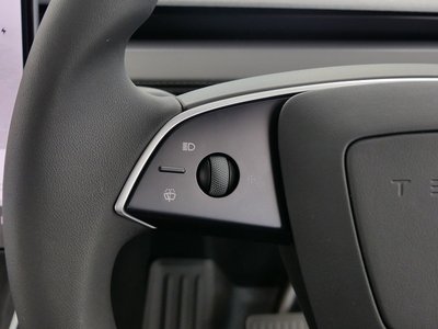 صورة مصغرة 36 لـ 2025 Tesla MODEL Y