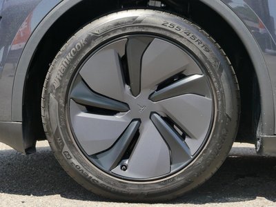 صورة مصغرة 27 لـ 2025 Tesla MODEL Y