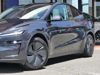 صورة مصغرة 25 لـ 2025 Tesla MODEL Y