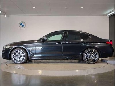 صورة 5 لـ 2023 BMW 5 SERIES