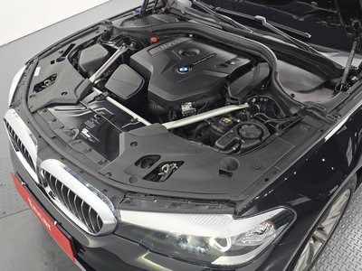 BMW 5 SERIES - 7