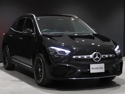 MERCEDES-BENZ GLA - 10