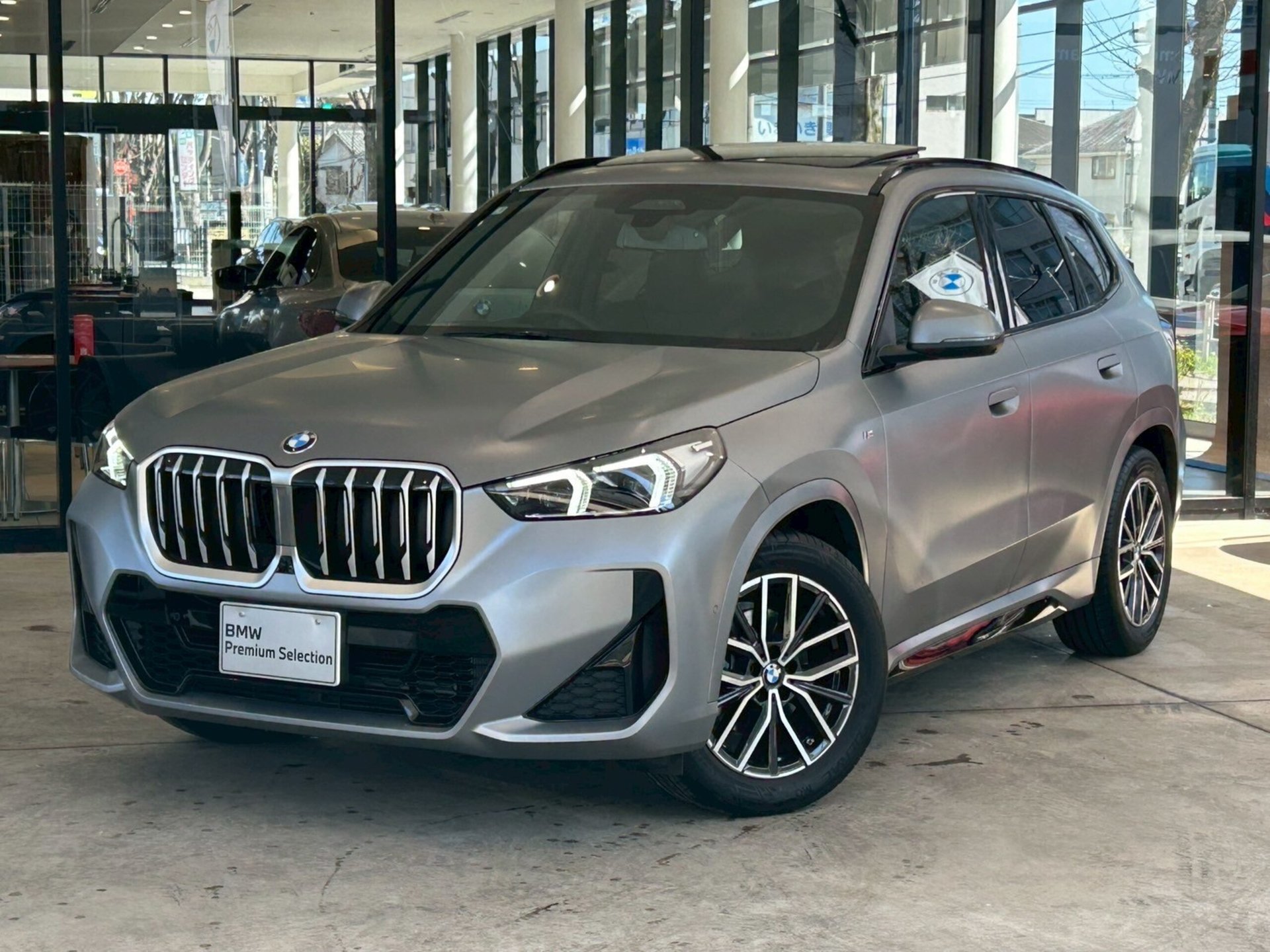 BMW X1 - View 1