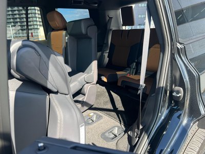 2025 Lexus GX — миниатюра 41