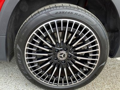 MERCEDES-BENZ EQB - 8