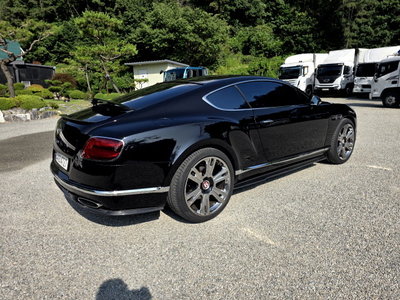 BENTLEY CONTINENTAL - 6