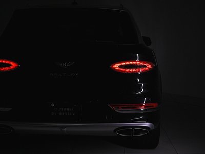 2024 Bentley BENTAYGA thumbnail 26
