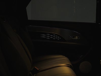 2024 Bentley BENTAYGA thumbnail 38