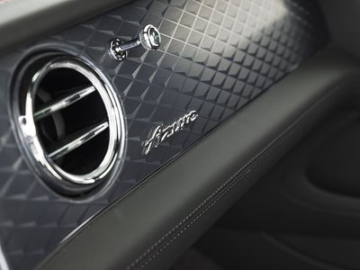 2024 Bentley BENTAYGA thumbnail 34
