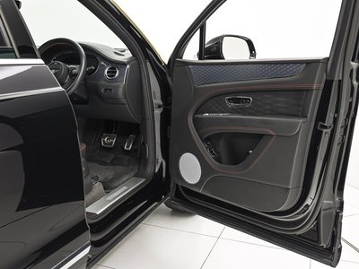 2024 Bentley BENTAYGA photo 8