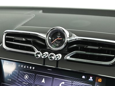 2024 Bentley BENTAYGA thumbnail 36