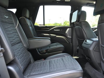 صورة مصغرة 63 لـ 2022 Cadillac ESCALADE