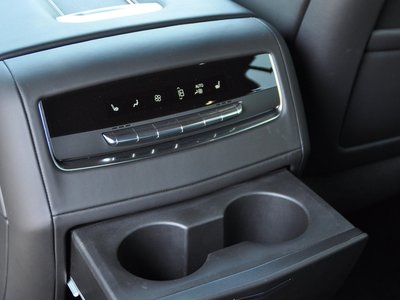 صورة مصغرة 71 لـ 2022 Cadillac ESCALADE
